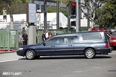 michael_jackson_memorial006