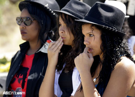 michael_jackson_memorial021