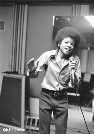 michael_jackson_memorial068