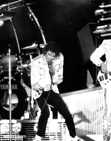 michael_jackson_memorial071