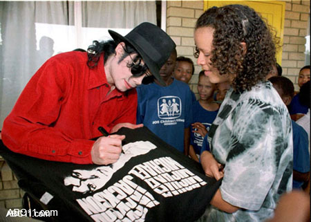 michael_jackson_memorial096