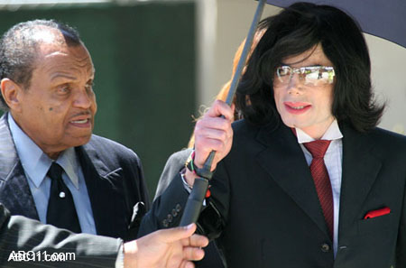 michael_jackson_memorial105
