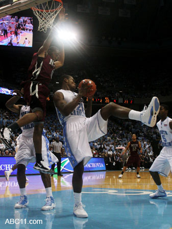 UNC_v_NCCU_basketball012