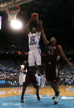 UNC_v_NCCU_basketball020