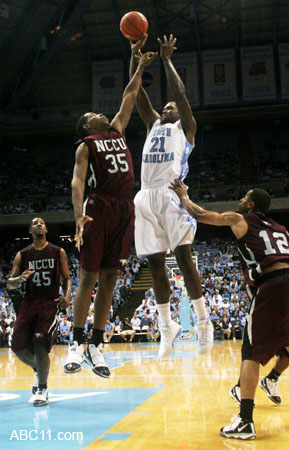 UNC_v_NCCU_basketball029