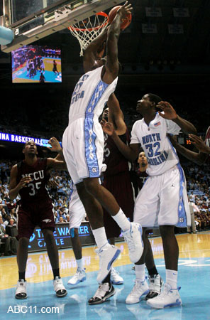 UNC_v_NCCU_basketball030