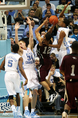 UNC_v_NCCU_basketball042