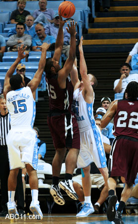 UNC_v_NCCU_basketball053