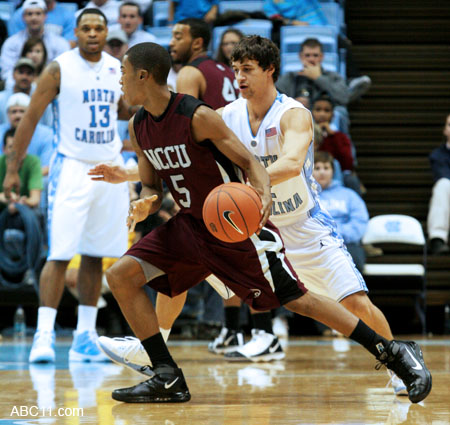 UNC_v_NCCU_basketball058