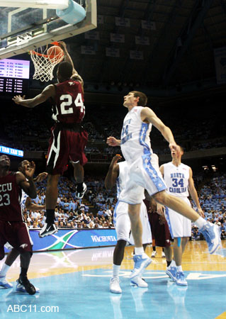 UNC_v_NCCU_basketball064
