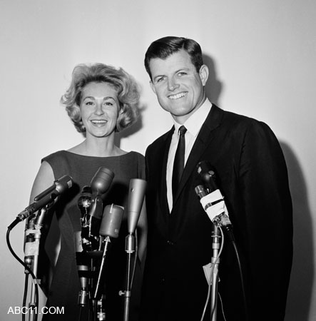 Life_of_Ted_Kennedy_Pictures_008