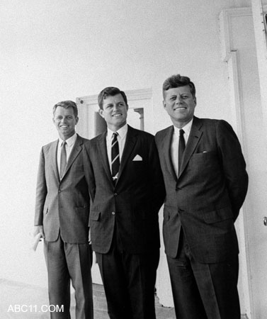 Life_of_Ted_Kennedy_Pictures_013