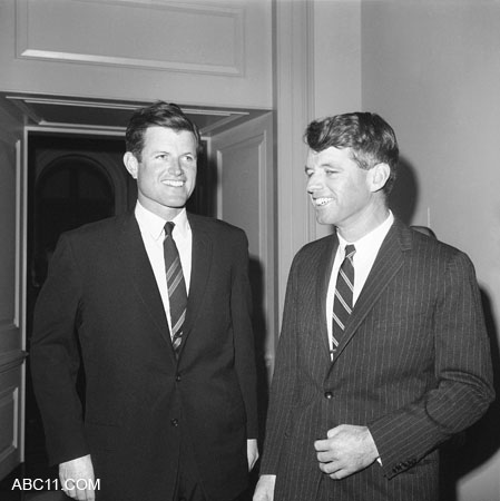 Life_of_Ted_Kennedy_Pictures_022