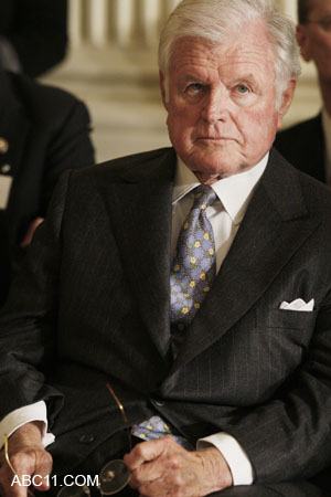Life_of_Ted_Kennedy_Pictures_061