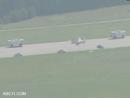 Emergency_Landing_RDU_008