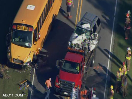 school_bus_crash_010