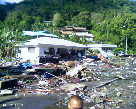 tsunami_samoa_003