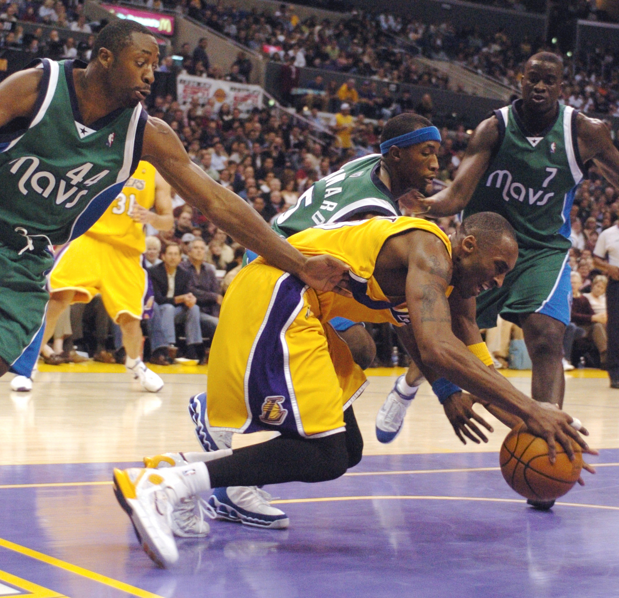 Kobe Bryant's top 5 moments vs. Mavs, including 62 points in 3 quarters and  'amnesty THAT