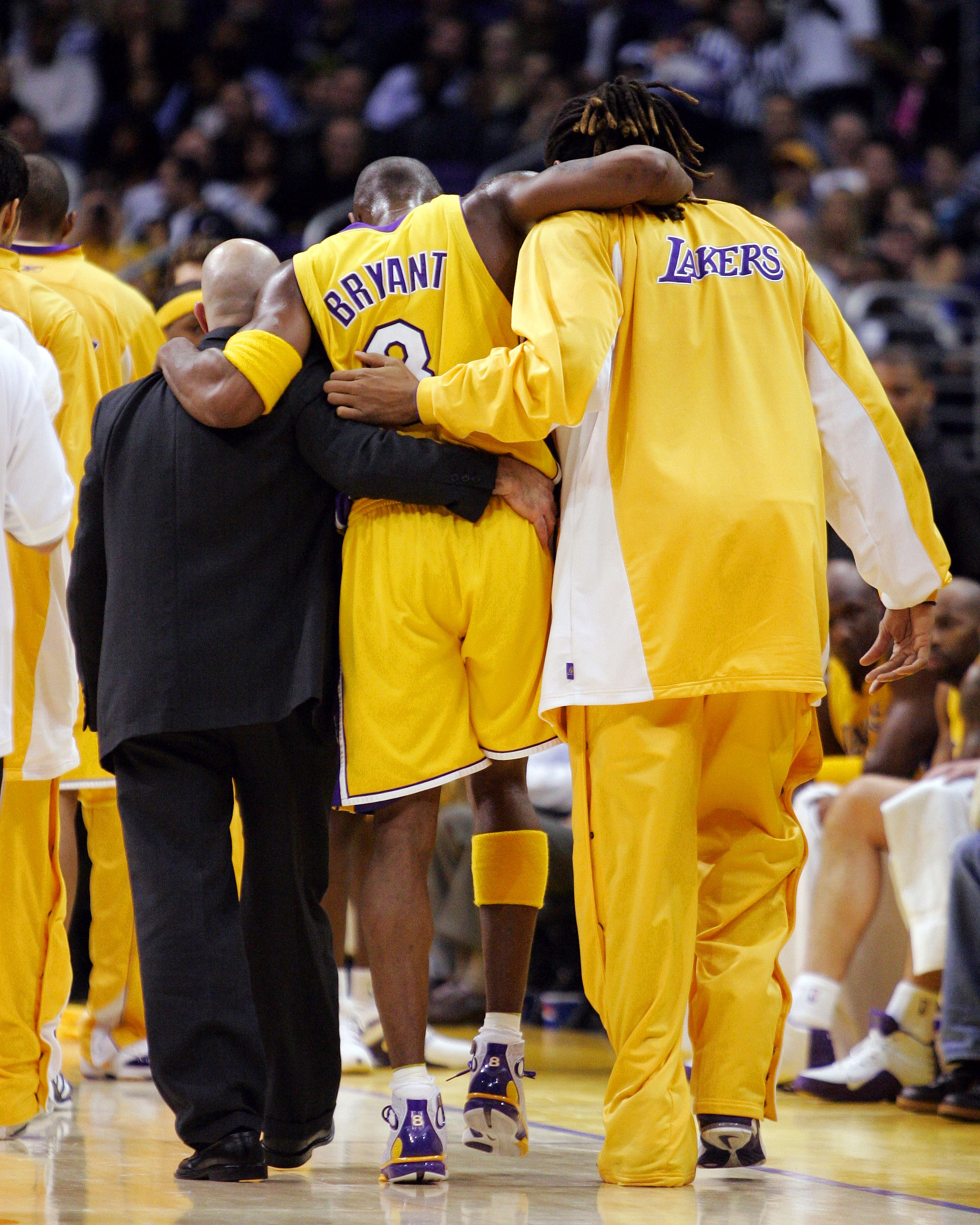 Kobe, Shaq And Phil: The Inside Story Of A Powerful Lakers Dynasty